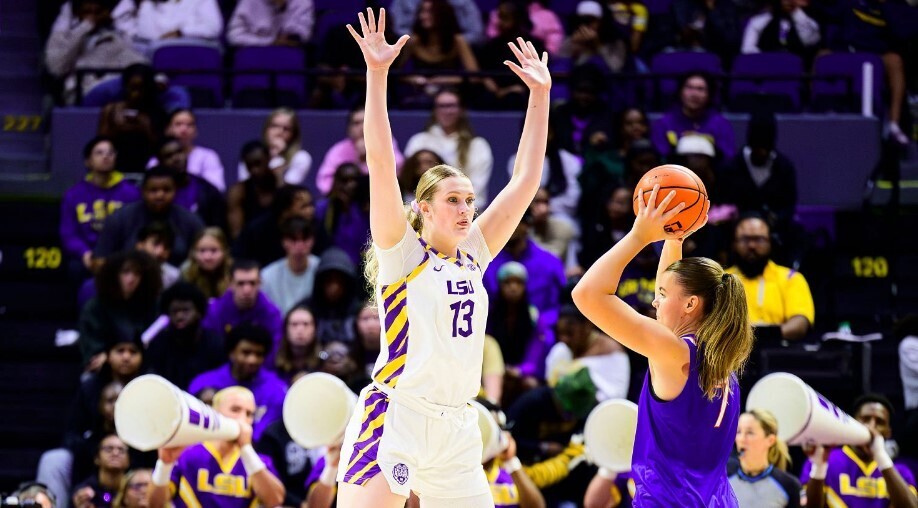 Українки за кордоном: у Коваль 7 очок та 6 підбирань в матчі NCAA